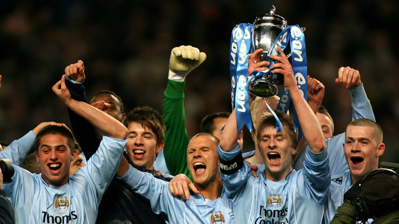 图片报：巴萨希望签下一名左边锋，正关注莱比锡的迪奥曼德（图片报：巴萨寻觅左翼新援，盯上莱比锡边锋迪奥曼德）