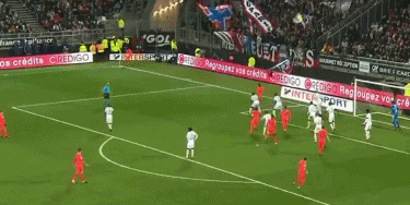 德天空：虽然桑乔愿意把薪水减半，但多特对签下他仍存疑虑