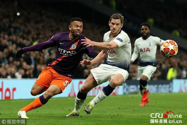 博洛尼亚官方：贝尔纳代斯基接受锁骨手术，将缺席6周时间（博洛尼亚官宣：贝尔纳代斯基完成锁骨手术，预计缺阵6周）