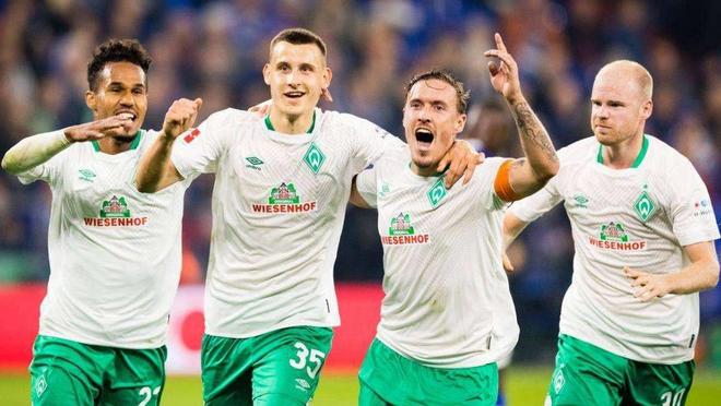 斯卢茨基：虽然排名不是很理想，但我们依然会尽全力打好比赛（斯卢茨基：排名不佳，我们仍将全力以赴打好每场比赛）