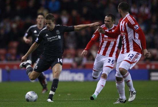 欧冠改制后连续3场破门最年轻榜单：17岁卡尔居首，姆巴佩次席（欧冠改制以来连续三场进球最年轻球员榜：17岁卡尔居首，姆巴佩第二）