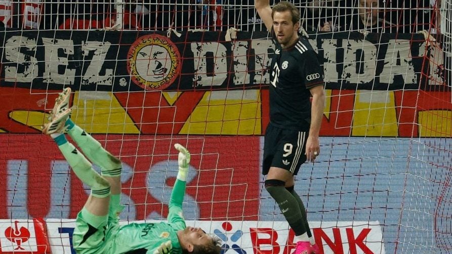 莫雷托：那不勒斯想在冬窗从罗马引进洛伦佐-佩莱格里尼（莫雷托：那不勒斯计划在冬窗向罗马求购洛伦佐-佩莱格里尼）