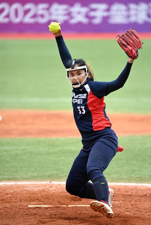 拉什福德近3场欧冠斩4球，而此前12场欧冠一球未进（拉什福德欧冠回暖：近3战轰4球，此前12场颗粒无收）