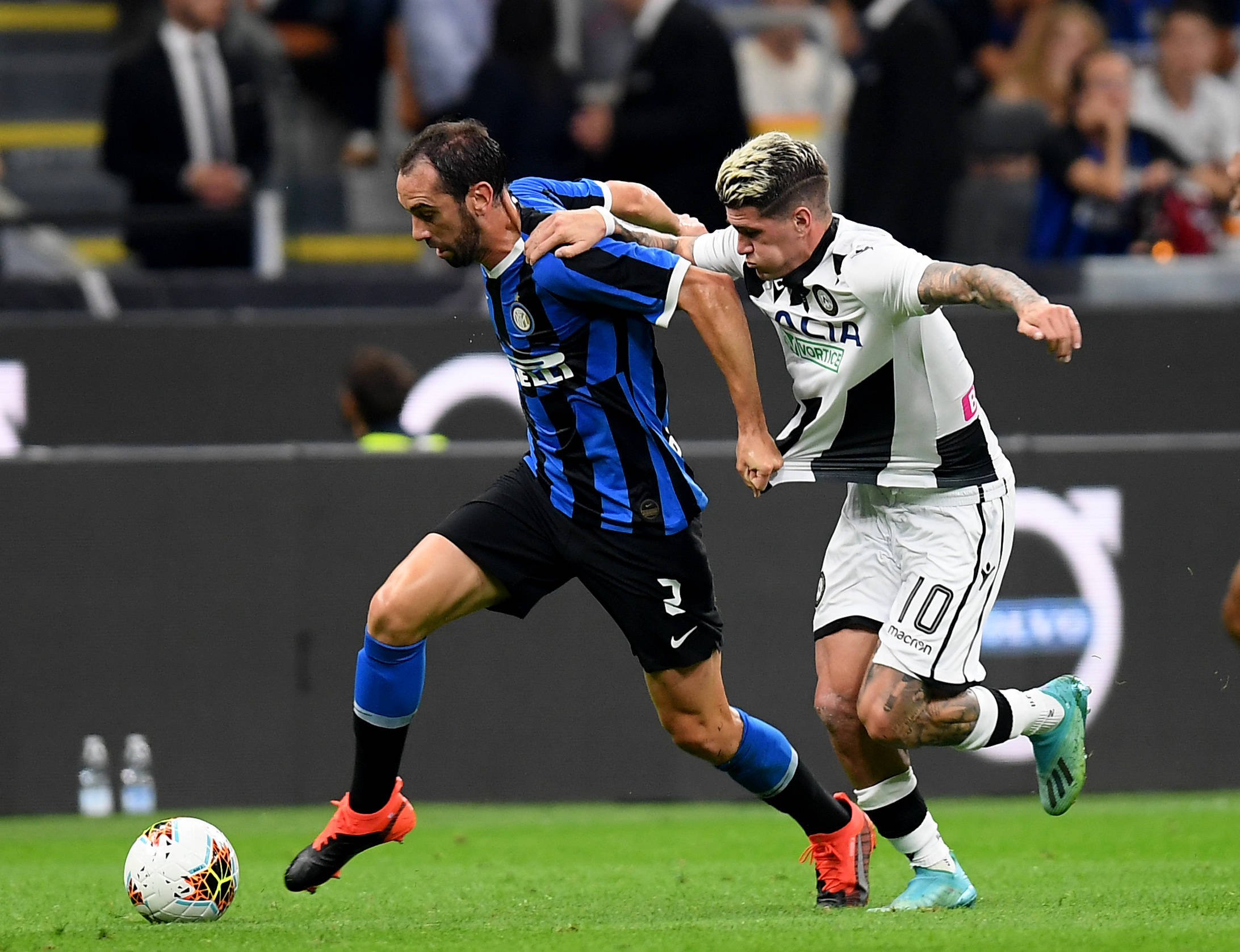 托蒂：加帅的工作成果尚未完全显现，但排名或许是个好兆头（托蒂：加帅成果未尽显，积分榜位置或为积极信号）