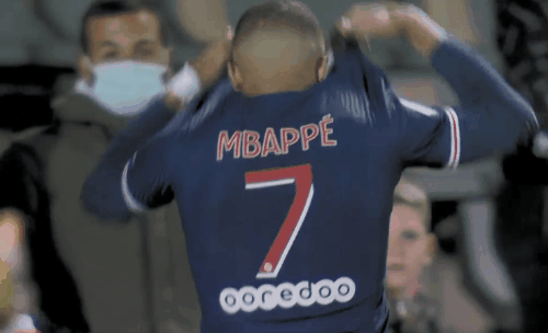 静候足协杯决赛，苏州奥体中心的草皮已换新（足协杯决赛将至，苏州奥体中心草坪焕然一新）