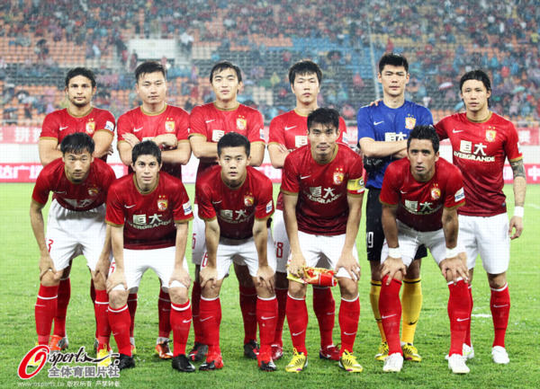 博主透露：塞鸟踢完亚冠将返回巴西，达万已经返回巴西治伤了（曝塞鸟亚冠后将返巴西，达万已赴巴西疗伤）