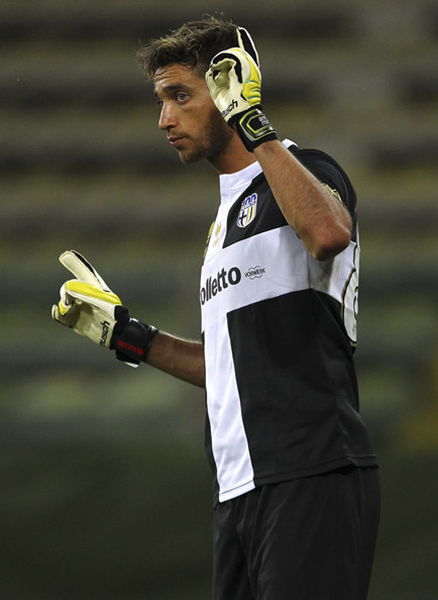 U18国足11月集训名单：魏祥鑫入选，海外球员谢初筠在列（U18国足11月集训大名单出炉：魏祥鑫入围，海外球员谢初筠在列）