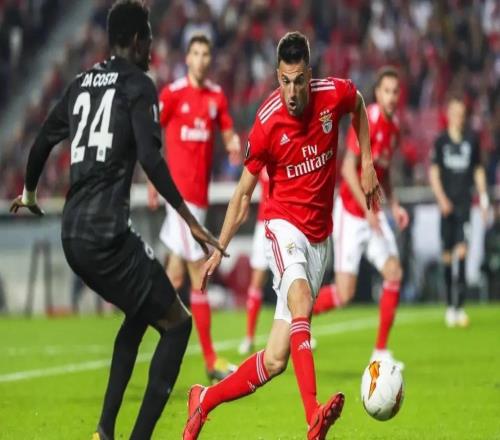 拜仁vs圣保利：凯恩领衔，卡尔、金玟哉、格雷罗首发（拜仁对阵圣保利：凯恩挂帅，卡尔、金玟哉、格雷罗先发出场）