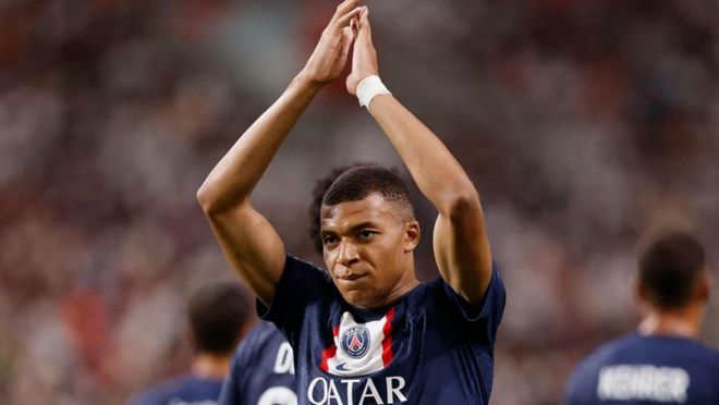 球报：尤文和曼市双雄有意尤尔曼德，后者被葡体定价约6000万欧（球报称：尤文与曼市双雄有意尤尔曼德，葡体要价约6000万欧元）