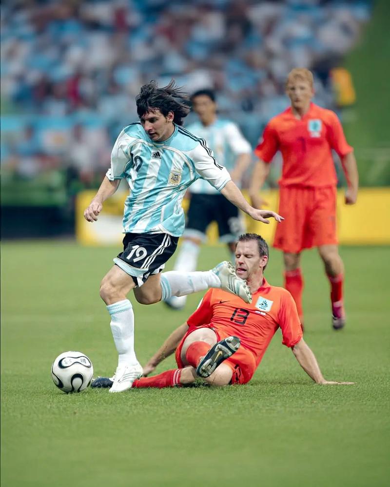 12月14日，上海见！“上海，回‘家’！”——下...（12月14日，上海见——“回‘家’”的时刻）