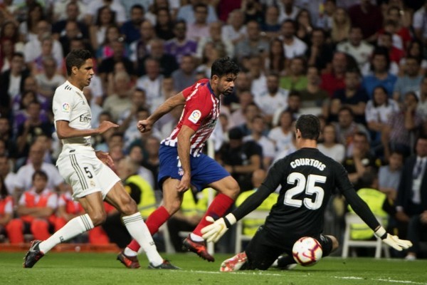 场上动作被质疑，于帕：不要无事生非，祝阿什拉夫早日康复（回应场上动作质疑，于帕：别捕风捉影，祝阿什拉夫早日康复）