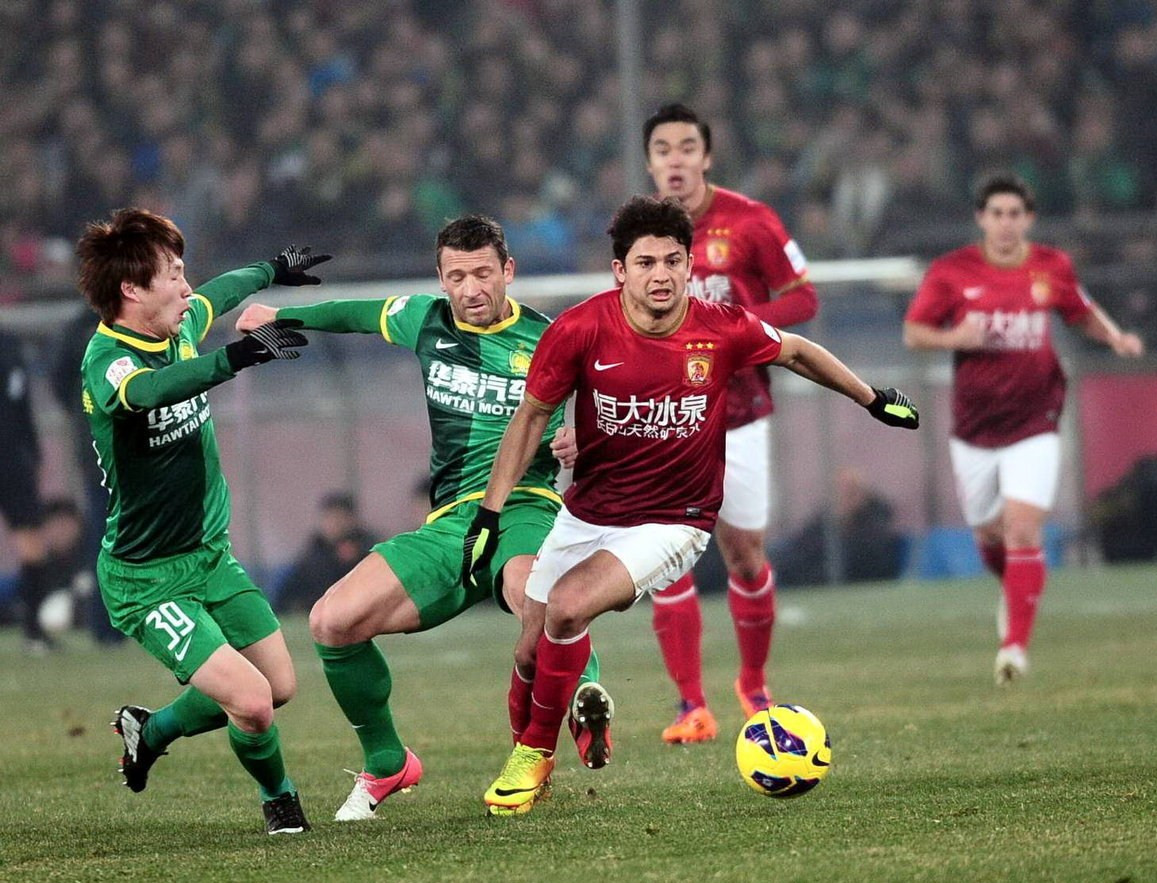 国乒3大佬处境两极，王励勤底气拉满，李隼马琳遇难题？（国乒三巨头境况分化：王励勤底气十足，李隼、马琳遭遇难题？）