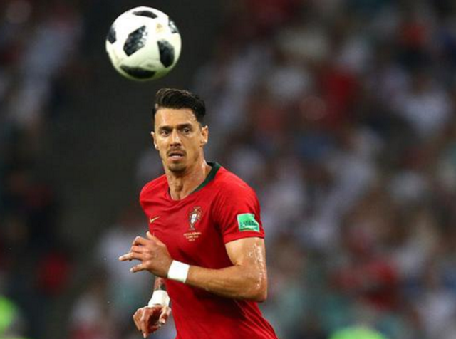 领跑首节得分！雷迪克：这是东契奇的策略，喜欢他这样打（首节得分领跑！雷迪克：这是东契奇的策略，我欣赏他这种打法）